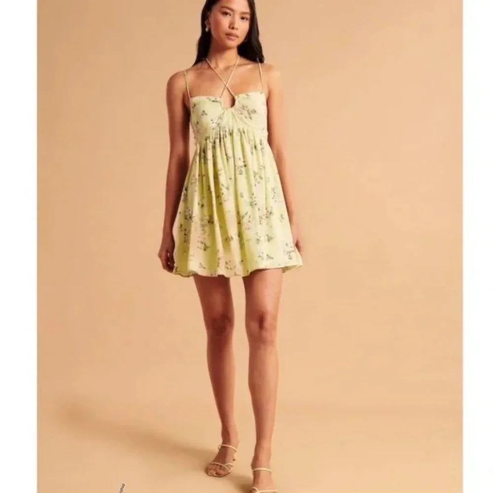 Abercrombie & Fitch Flowy Mini Dress - Picture 1 of 10